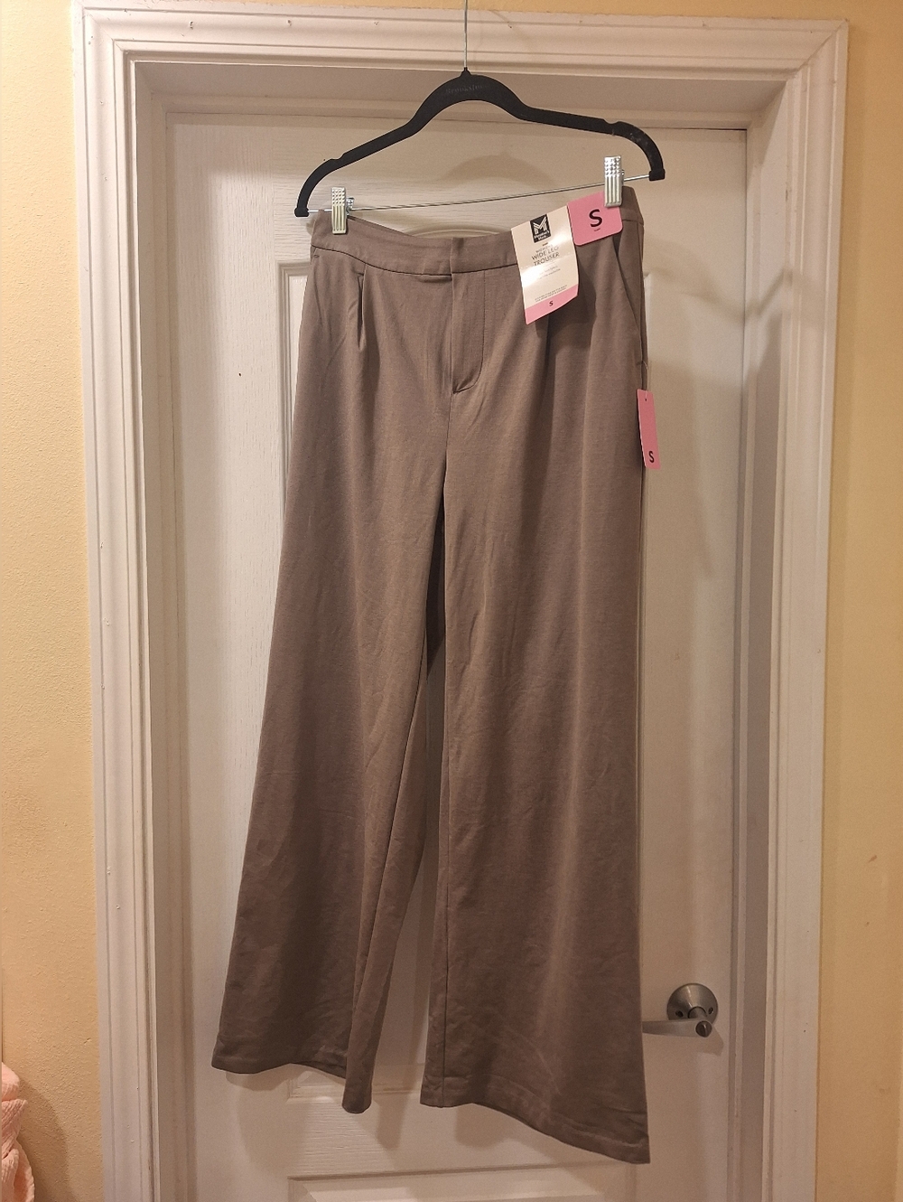 NWT Womens‎ Size Small Wide Leg Trousers  Pants